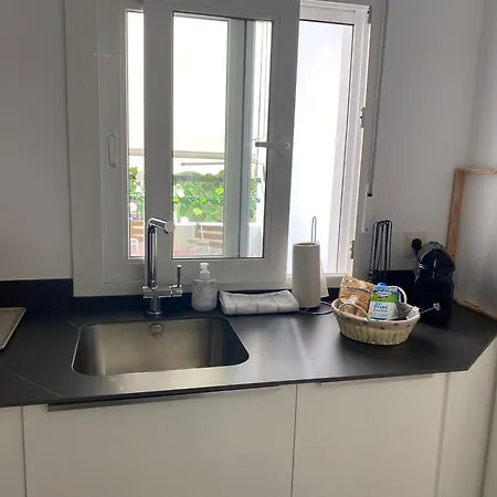Apartment Moderno Vista Mar: Familiar Con Piscinas Y Playa Cercana